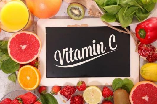 Dấu Hiệu Cơ Thể Thiếu Vitamin C Và Cách Bổ Sung